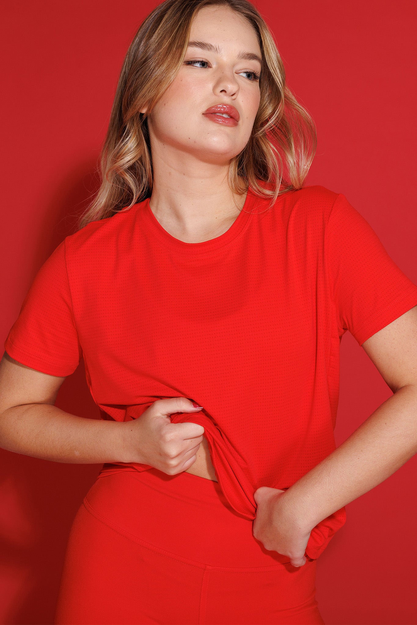 חולצה YALU קצרה - HOT RED