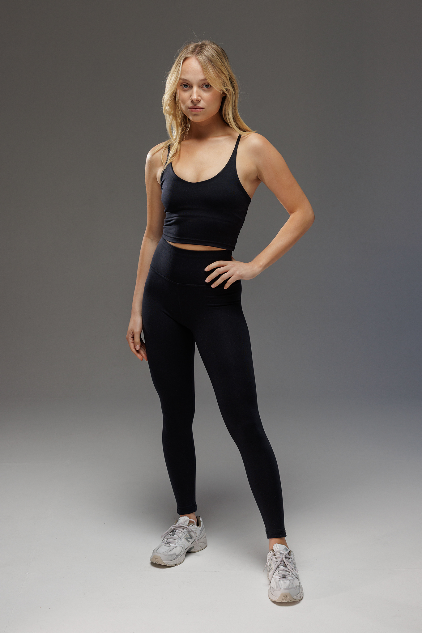 טופ SOFTLEX קרופ - BLACK