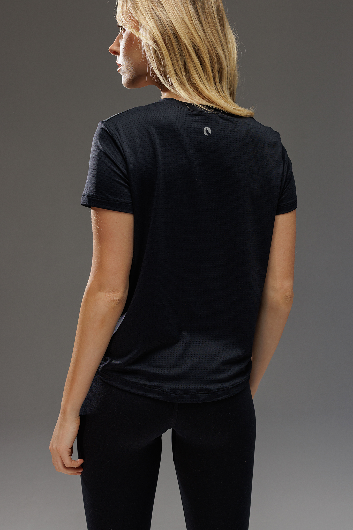 חולצה YALU קצרה - BLACK