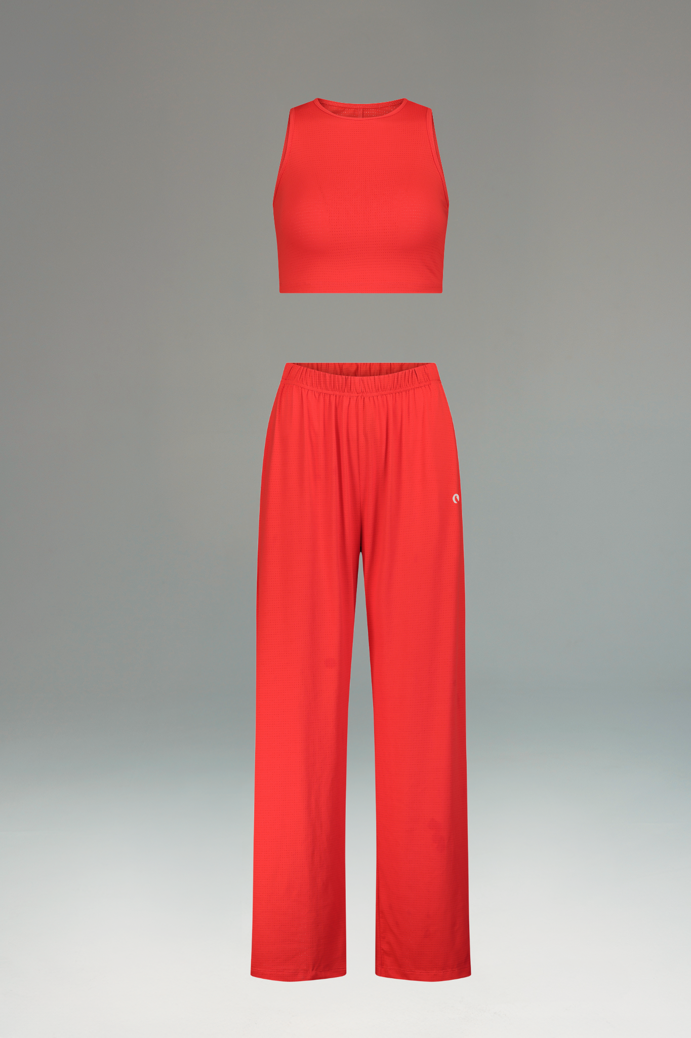 גופית YALU קרופ רייסר + מכנסי YALU גזרה ישרה - HOT RED