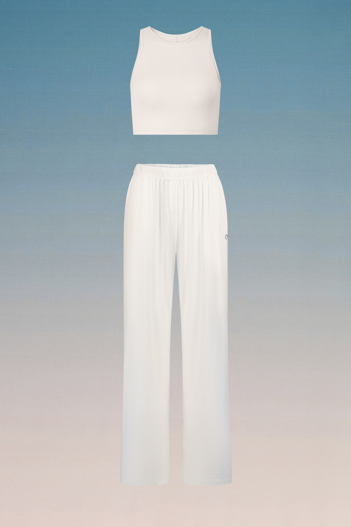 גופית YALU קרופ רייסר + מכנסי YALU גזרה ישרה - WHITE