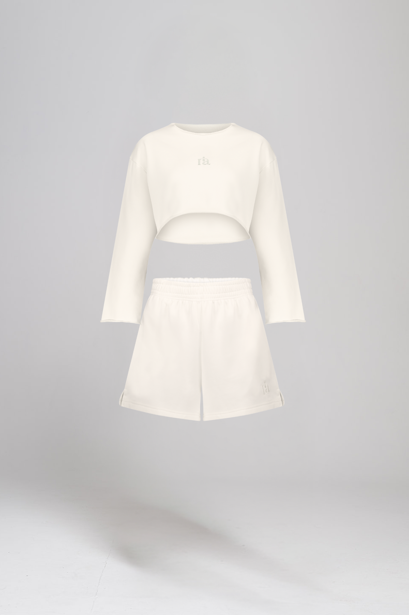 חולצת COTTON קרופ + מכנסי COTTON קצרים - VANILLA ICE