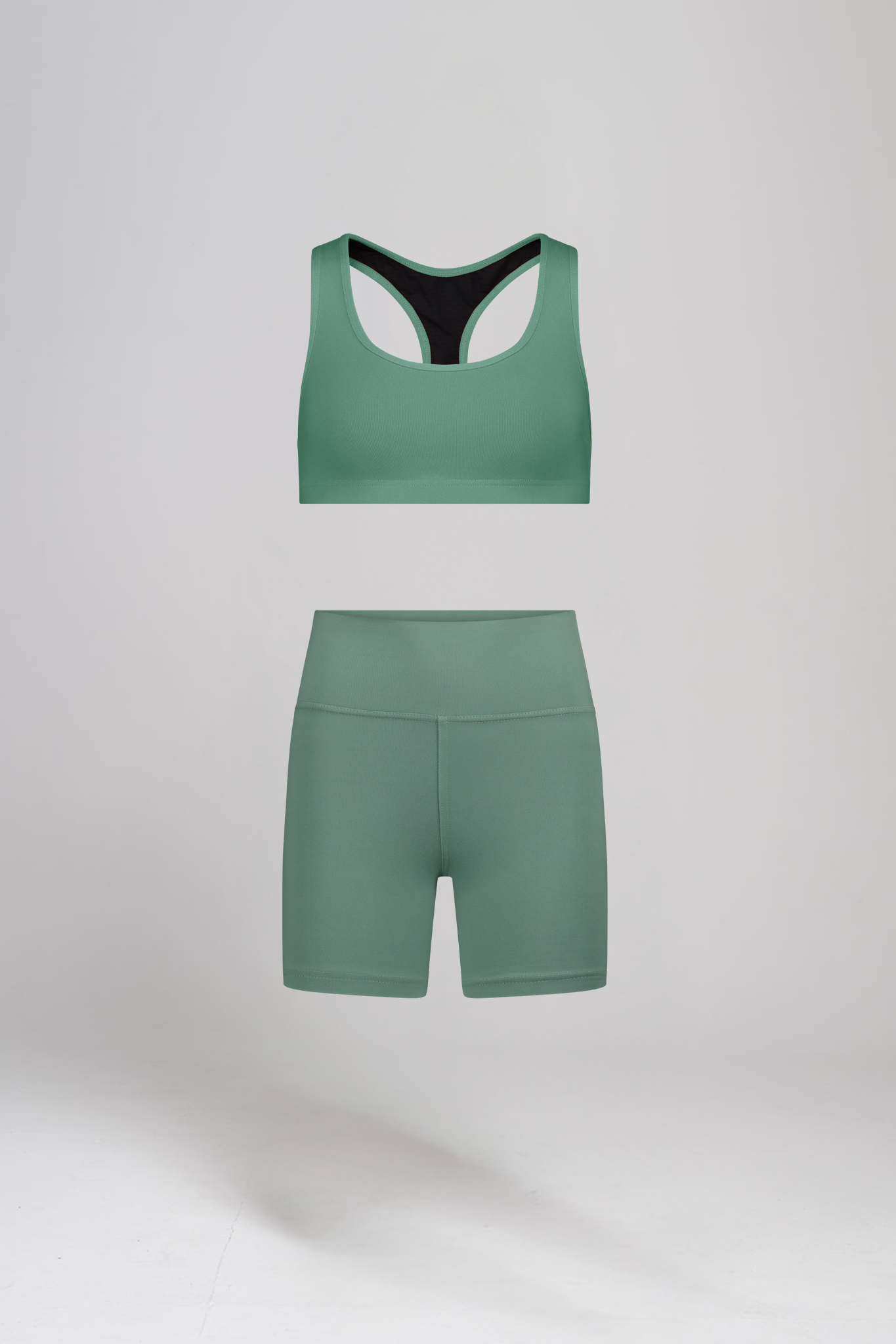 טופ SOFTLEX בוקסר + טייץ SOFTLEX קצר - EVER GREEN