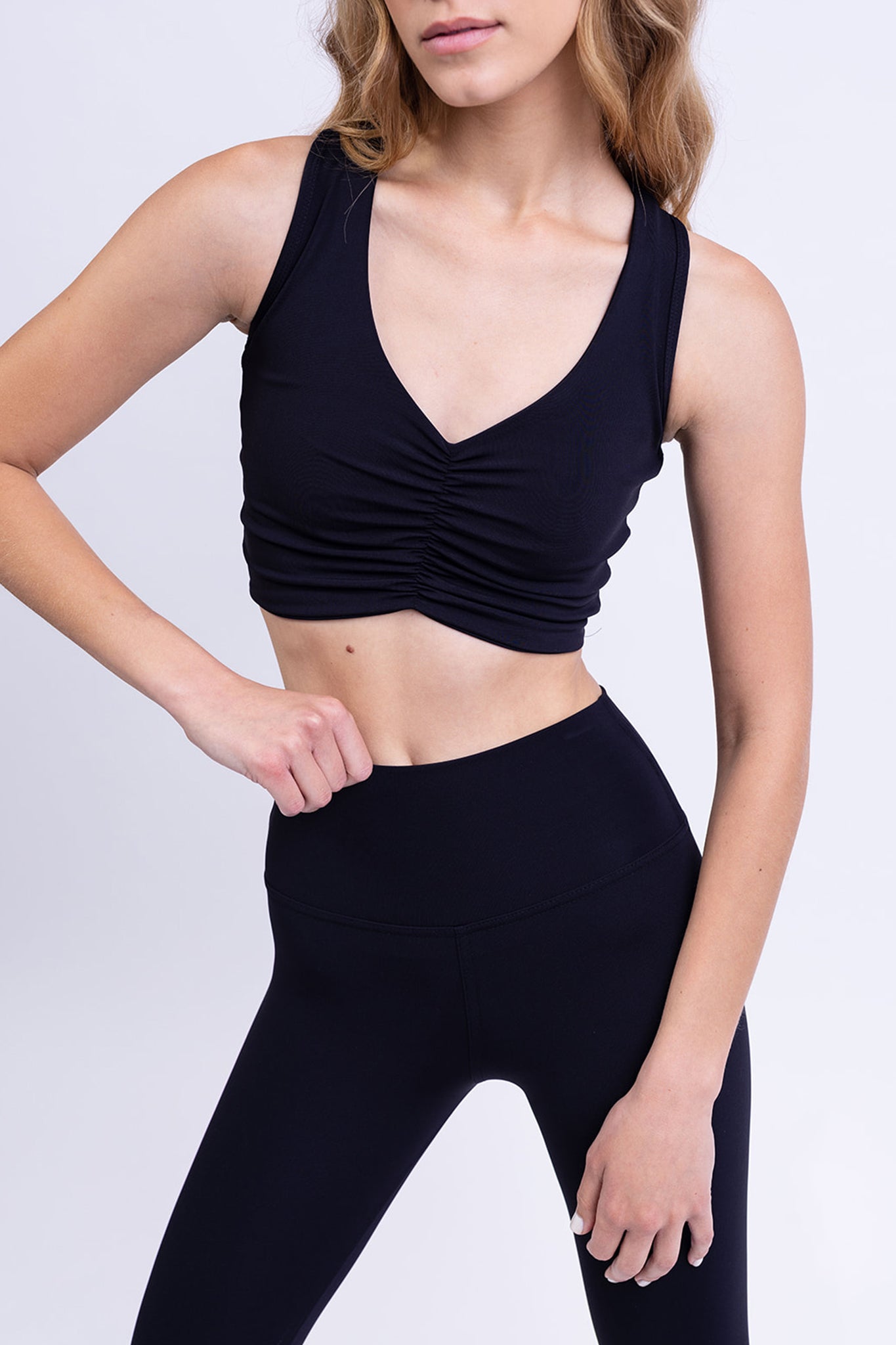 טופ YALUUP כיווץ - BLACK