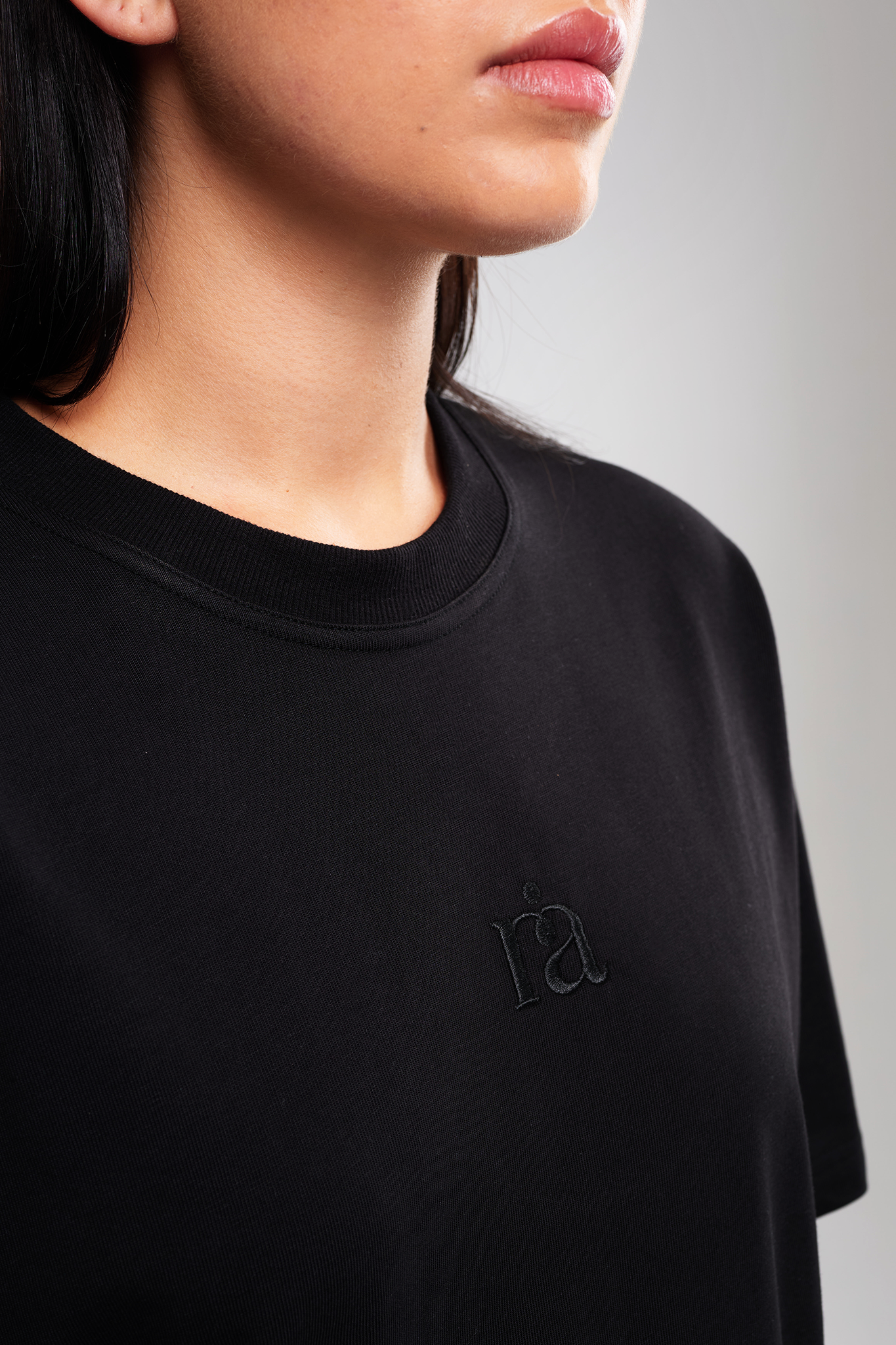 חולצת טי COTTON אוברסייז - BLACK