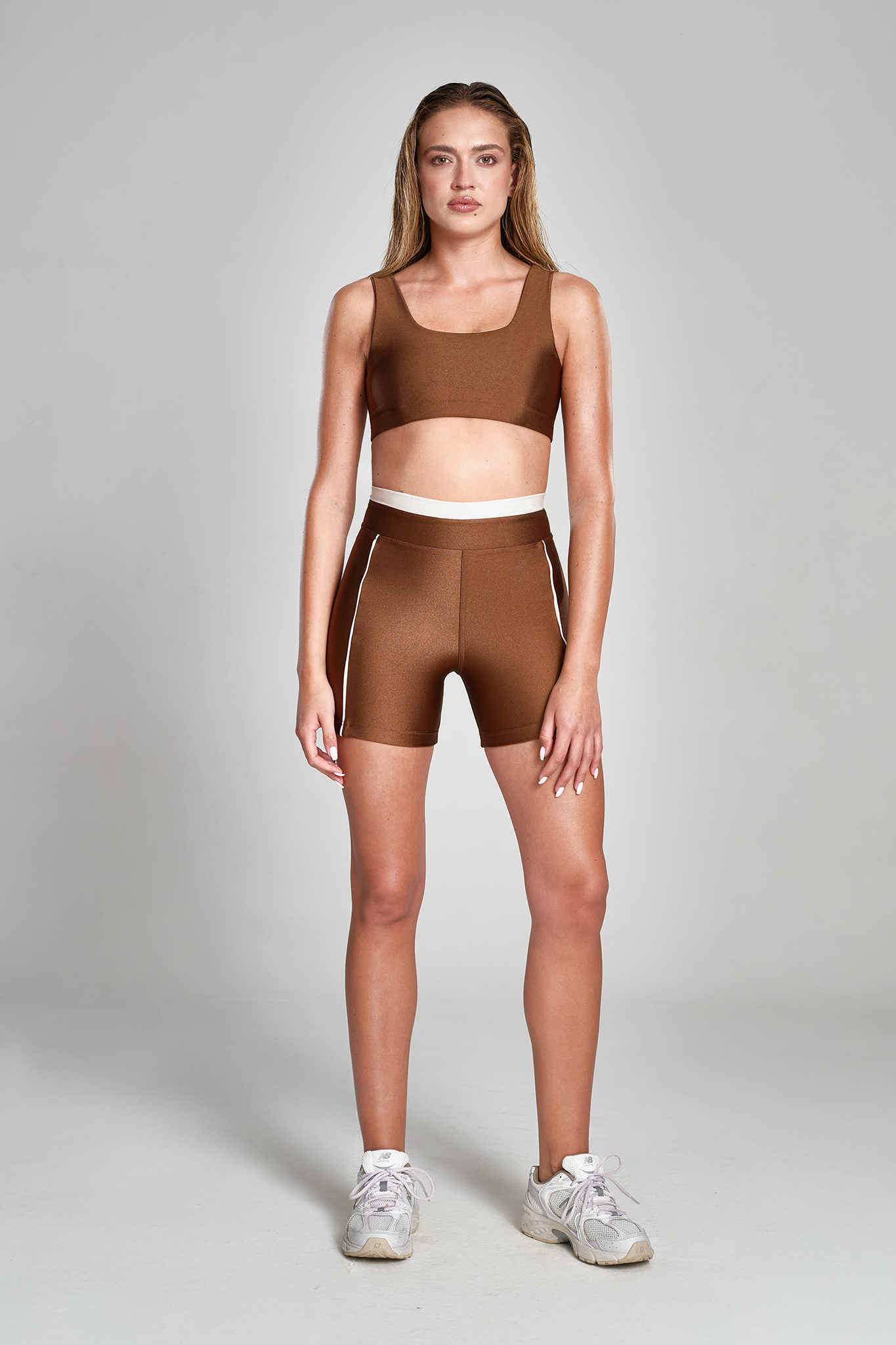 טופ LIRUX מרובע - BRONZER BROWN