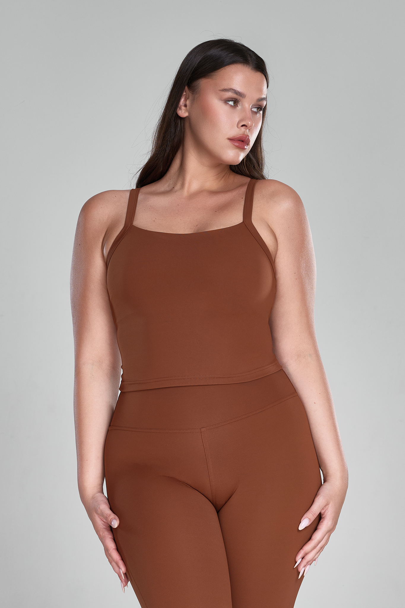 גופיה YALUUP.PRO גב פתוח - MORENA BROWN