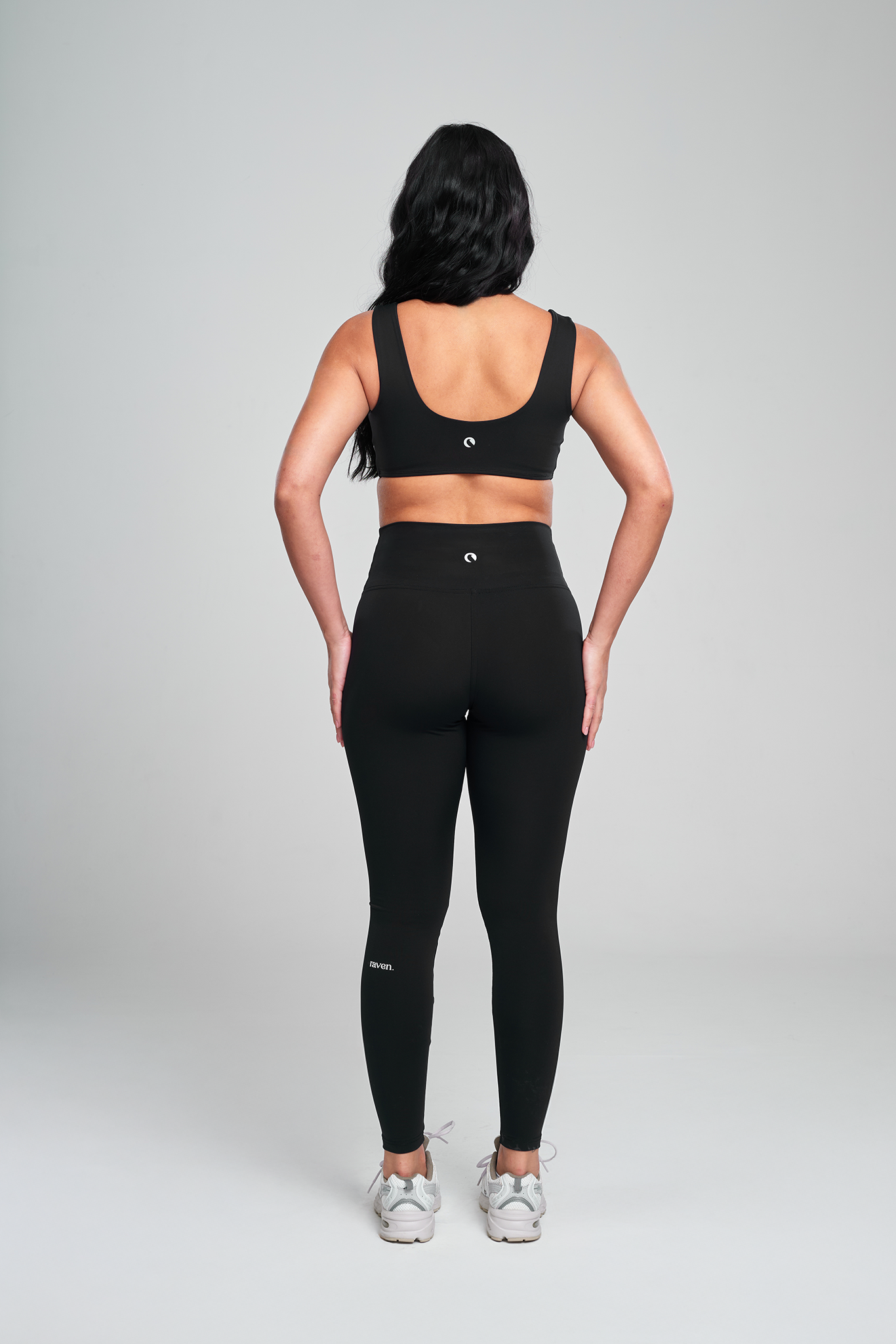 טופ YALUUP.PRO מעטפת - BLACK