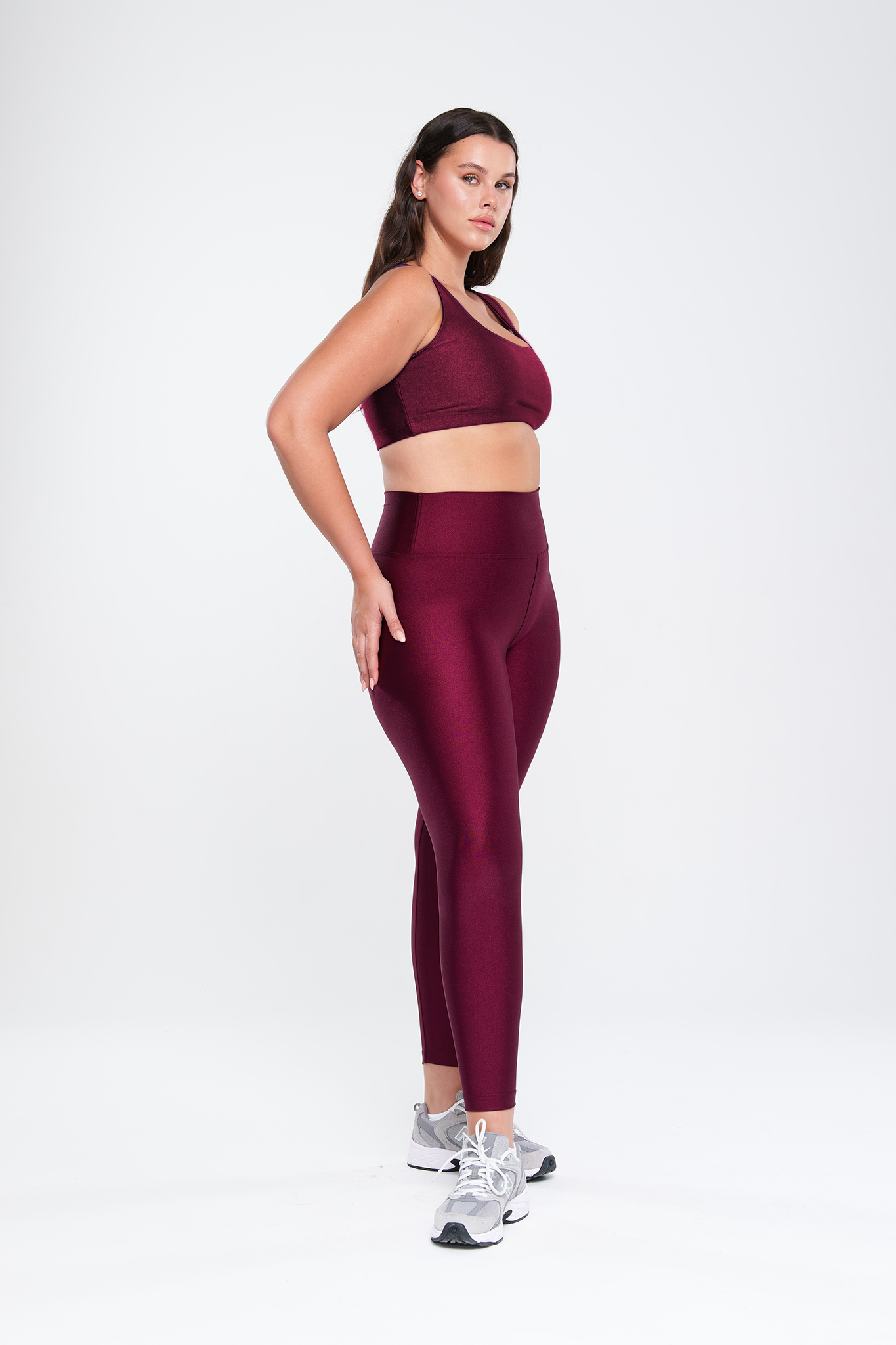 טופ LIRUX מרובע - CHERRY WINE