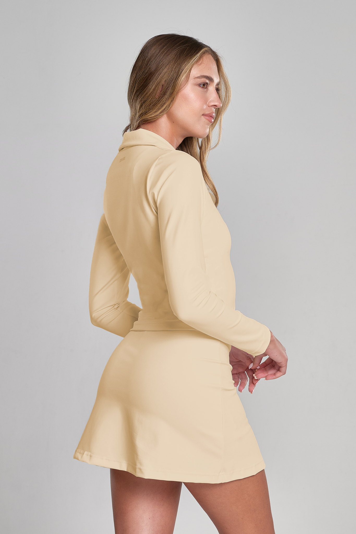 חולצת פולו YALUUP.PRO אקטיב - BUTTER MILK