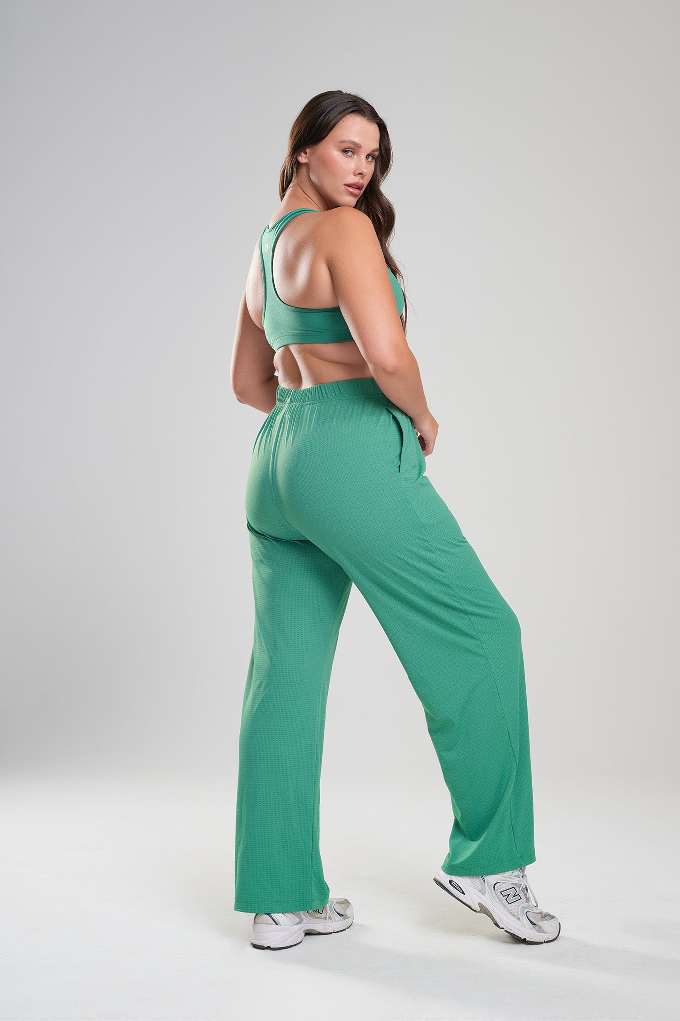 מכנסי YALU גזרה ישרה - EVER GREEN