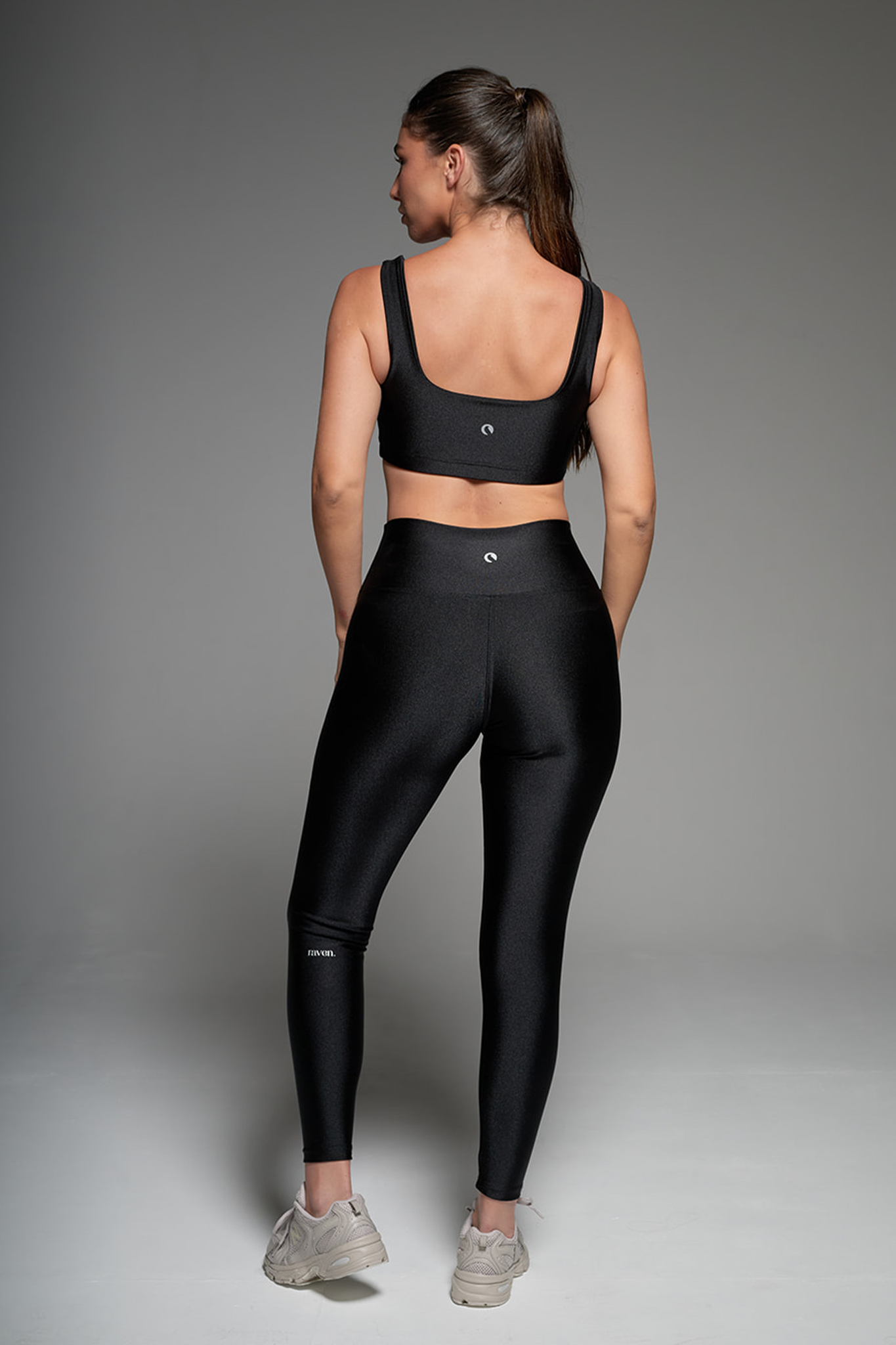 טופ LIRUX מרובע + טייץ LIRUX ארוך גבוה - BLACK