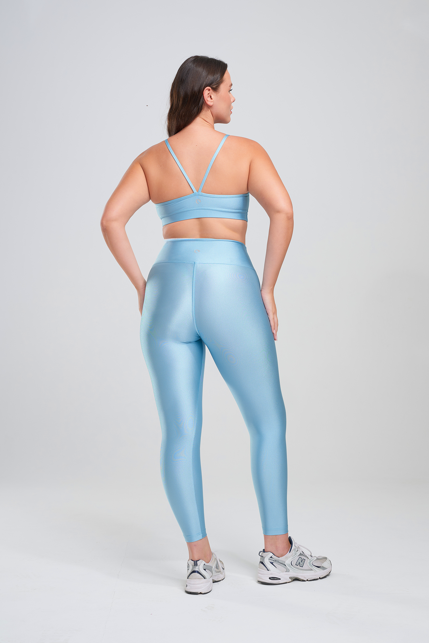 טופ LIRUX כתפיה דקה כיווץ - RIVER MIST