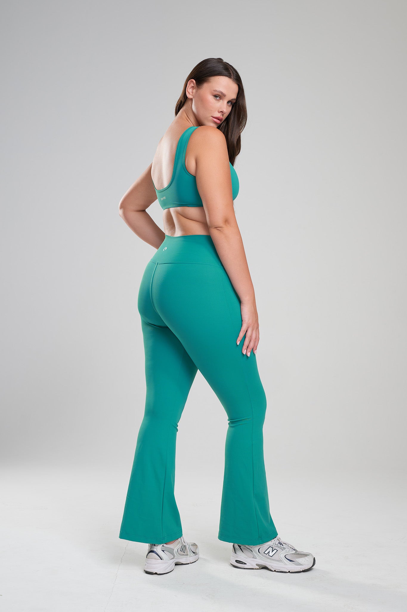 טופ YALUUP.PRO מחשוף וי - AQUA MARINE