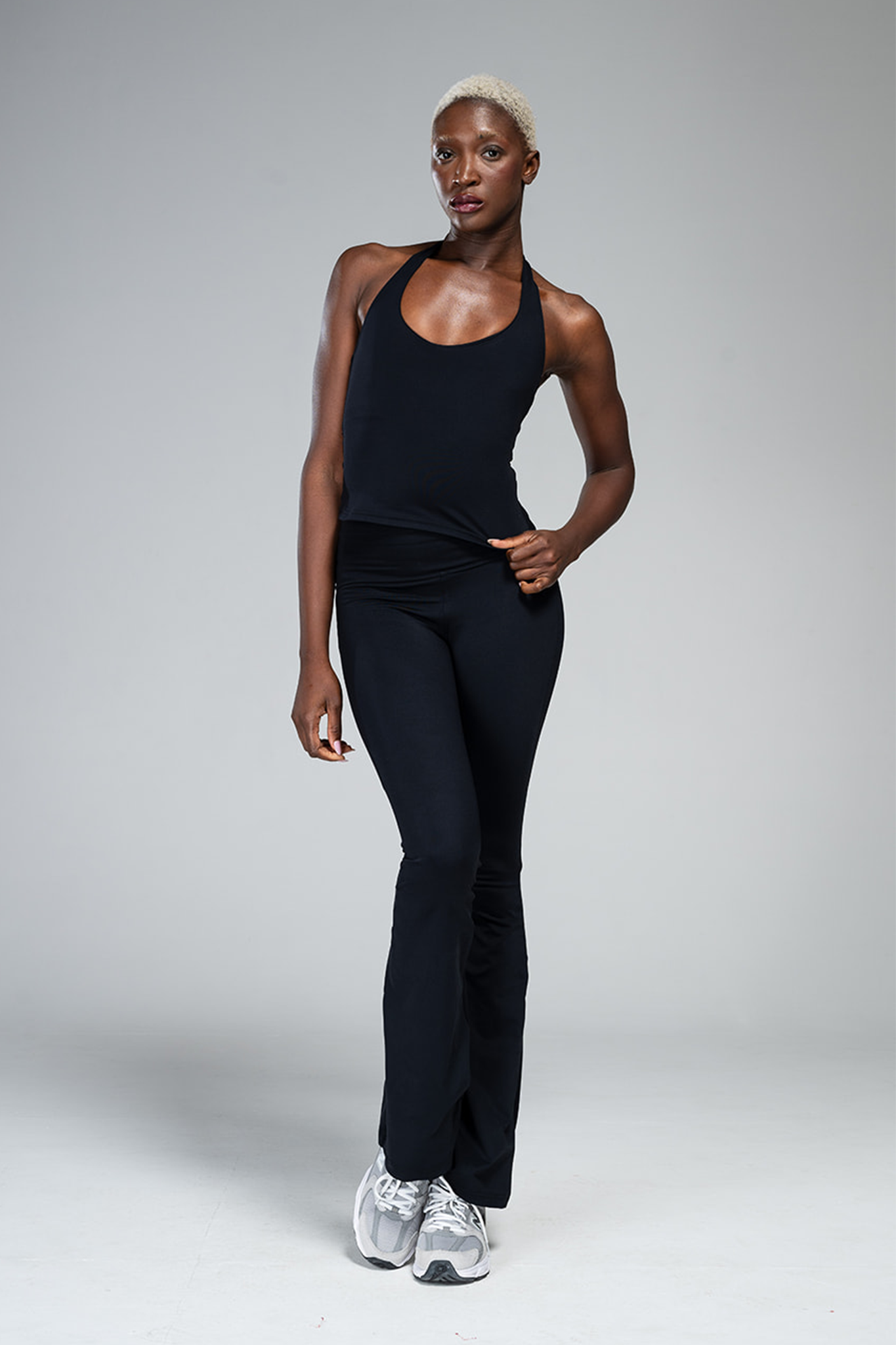 גופית YALUUP.PRO קולר + טייץ YALUUP.PRO מתרחב - BLACK