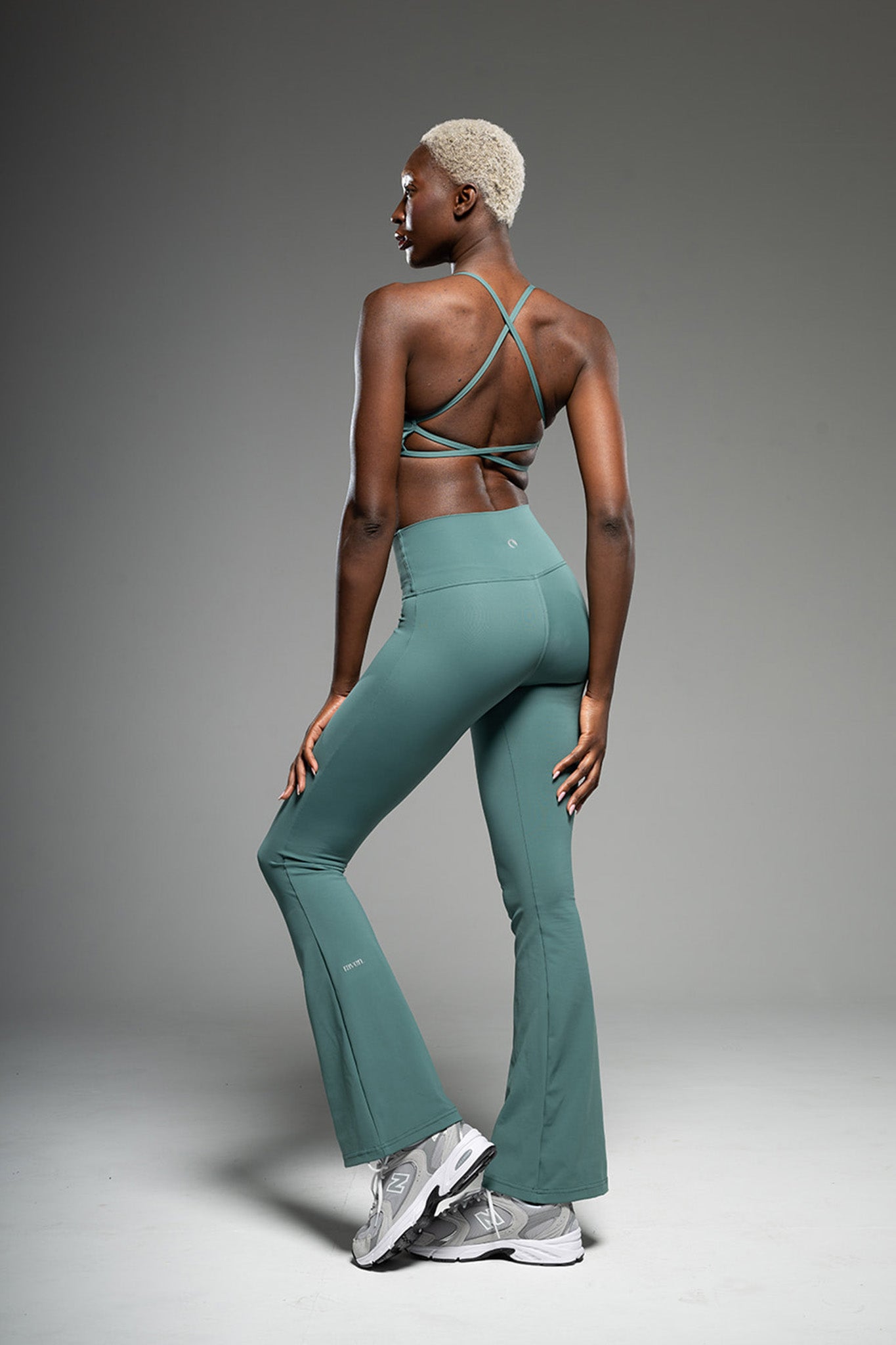 טייץ YALUUP.PRO מתרחב - EMERALD GLOW