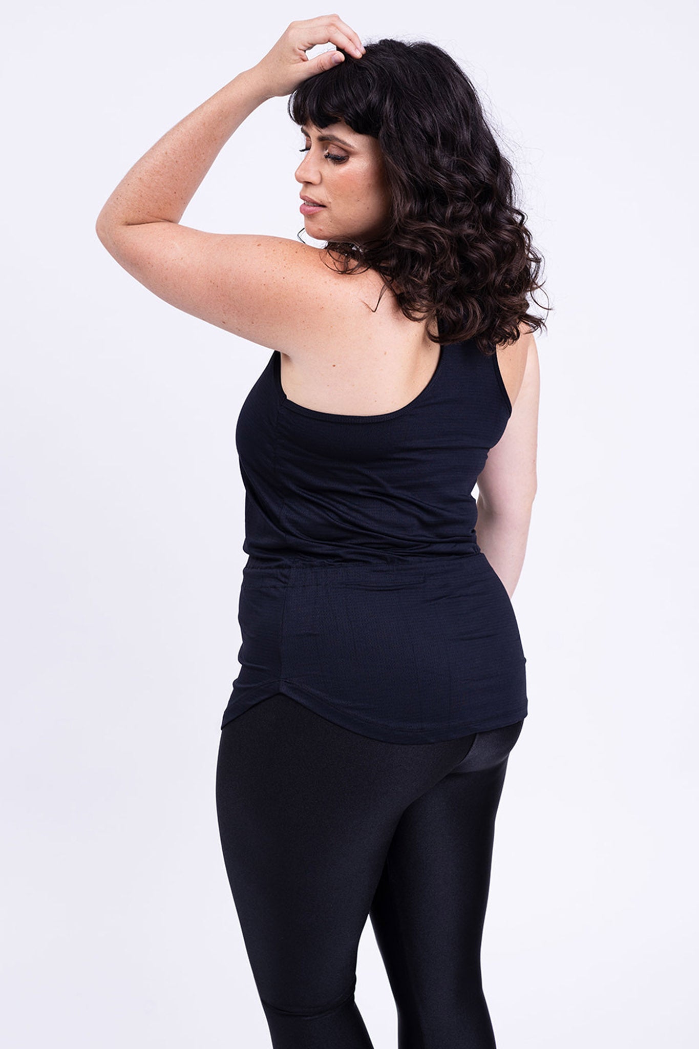 גופית YALU שרוך במותן - BLACK