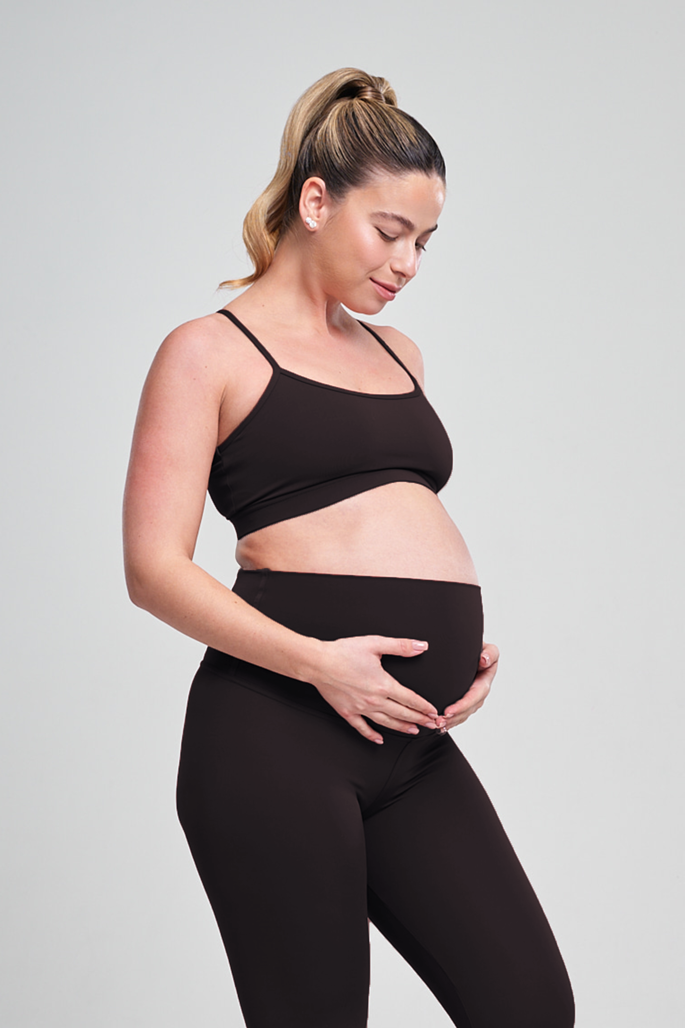 טופ YALUUP.PRO כתפיה דקה הריון - COFFEE