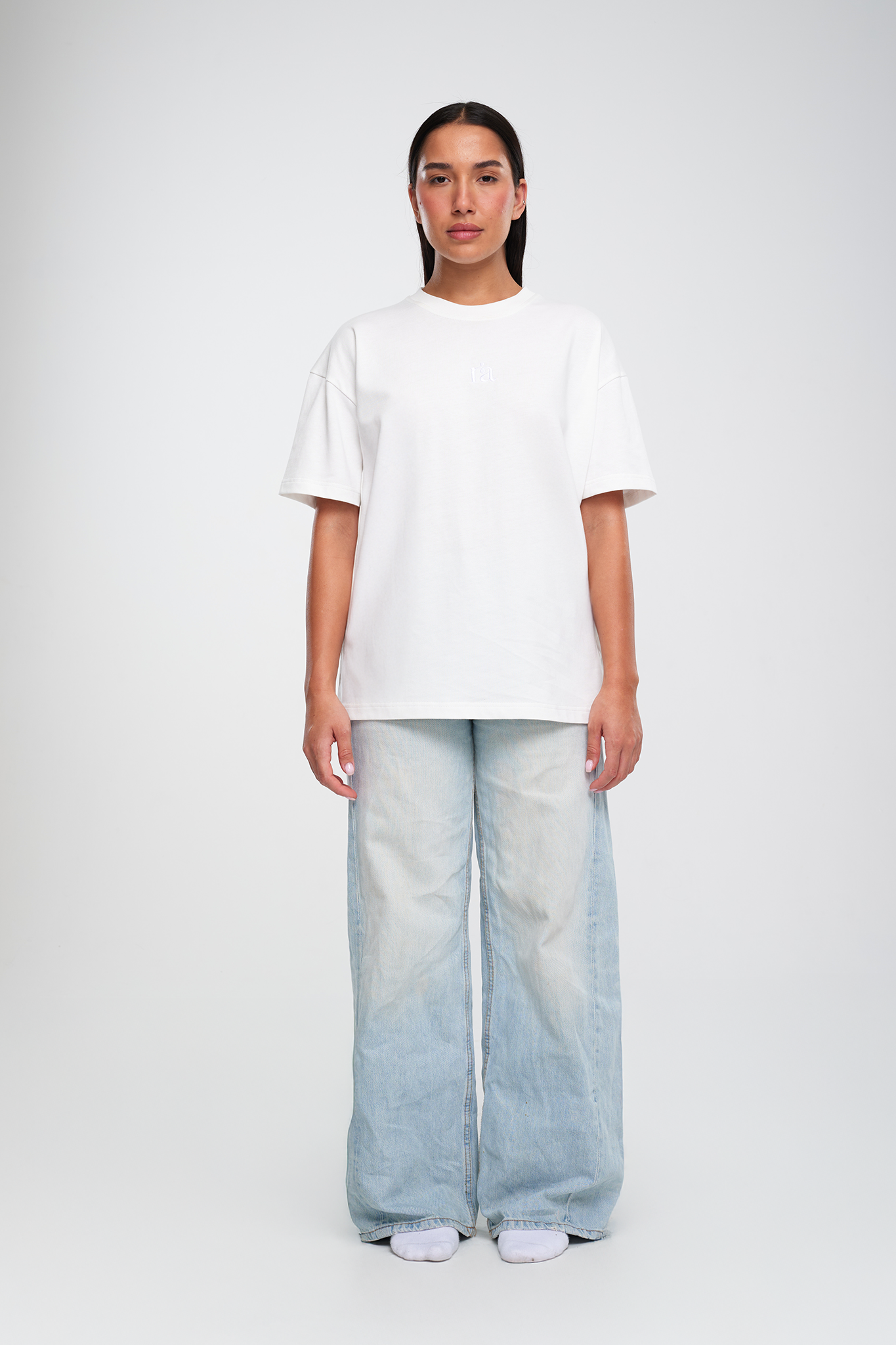 חולצת טי COTTON אוברסייז - CREAMA WHITE