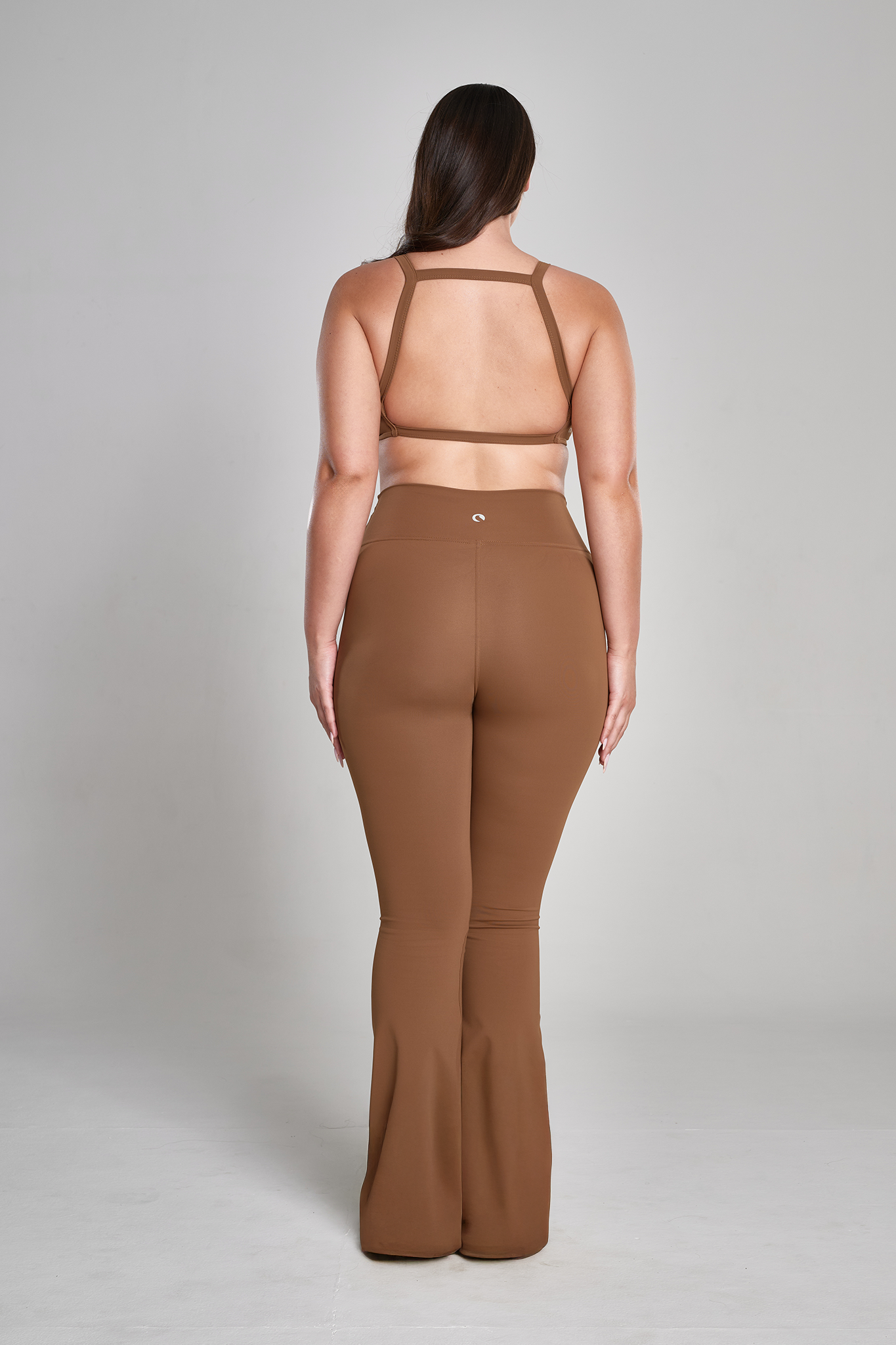 טופ YALUUP.PRO גב פתוח  - BRONZER BROWN