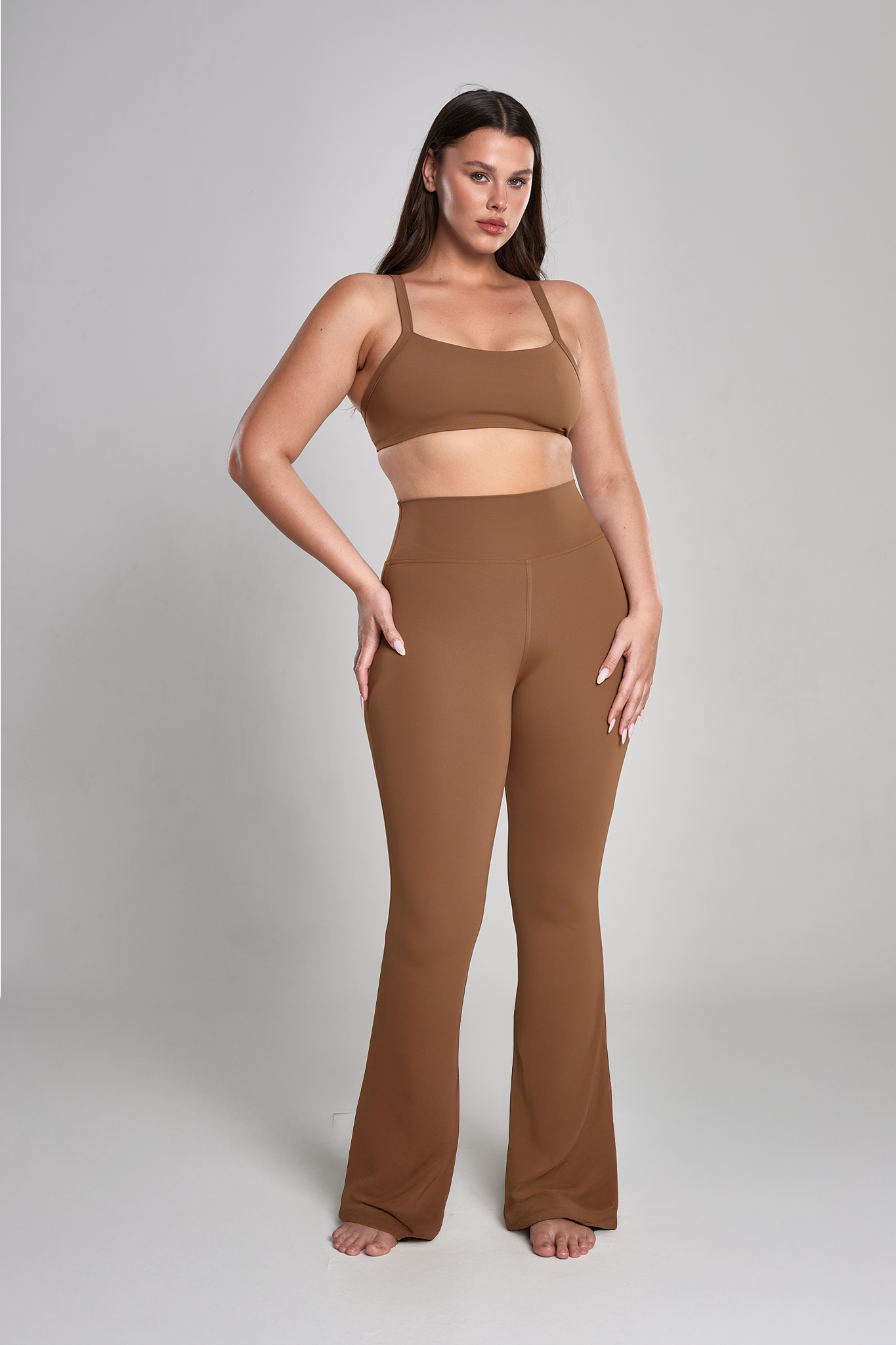 טופ YALUUP.PRO גב פתוח  - BRONZER BROWN