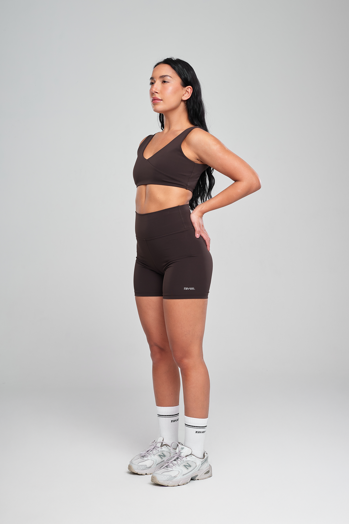 טופ YALUUP.PRO מעטפת + טייץ YALUUP.PRO קצר - COFFEE