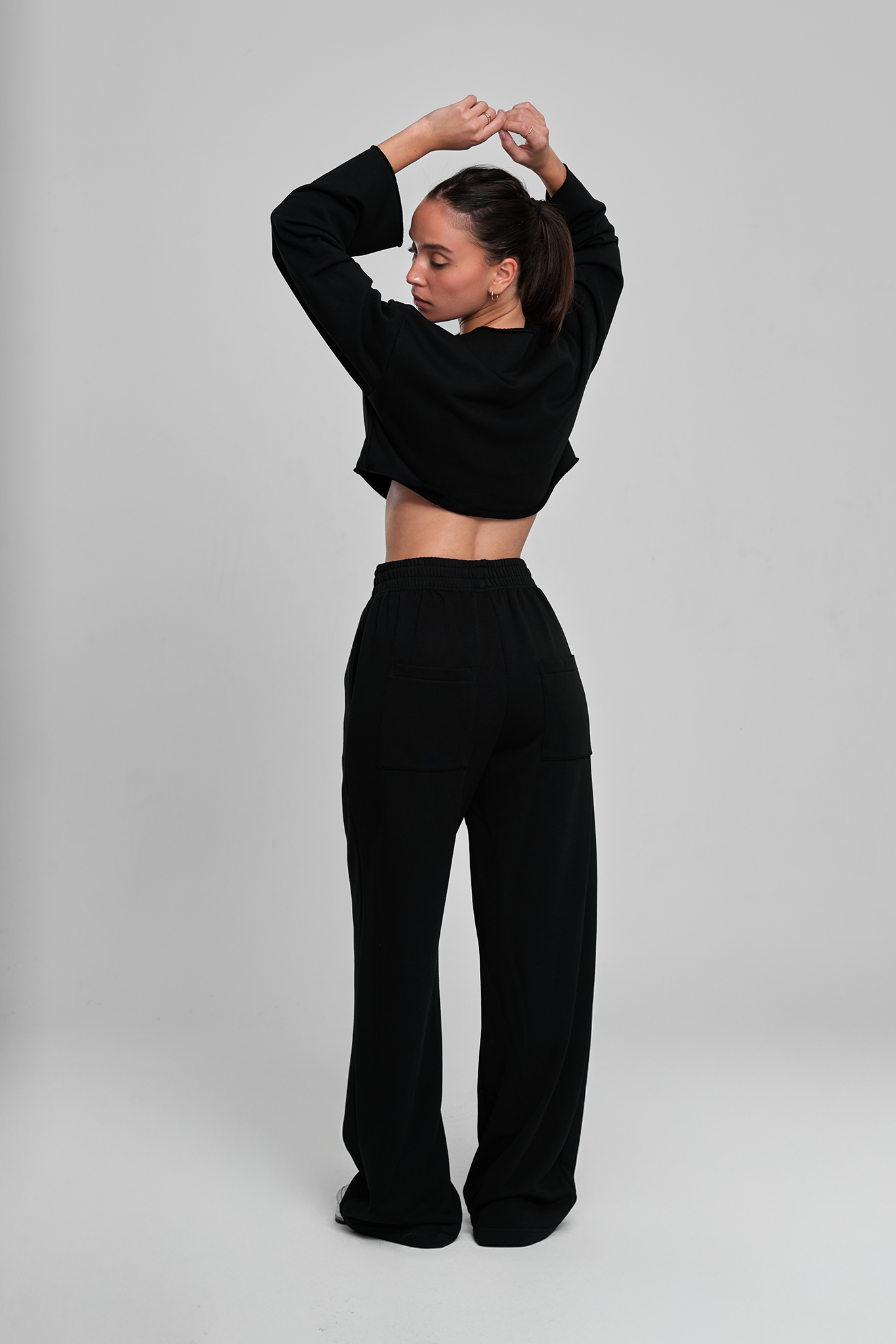 חולצת COTTON קרופ - MIDNIGHT BLACK