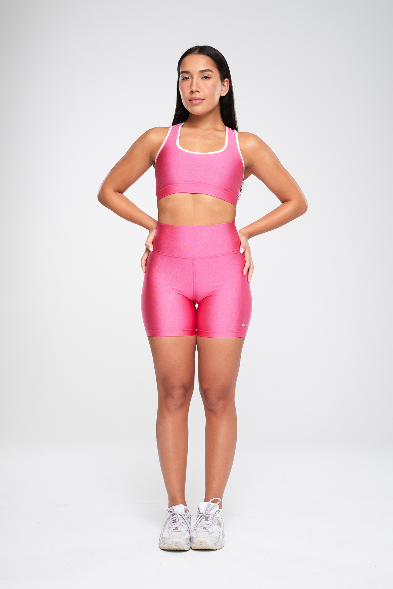 טופ LIRUX בוקסר קונטור + טייץ LIRUX קצר - PINK ROSE