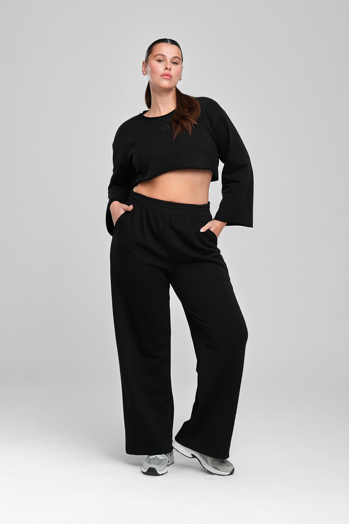 חולצת COTTON קרופ - MIDNIGHT BLACK