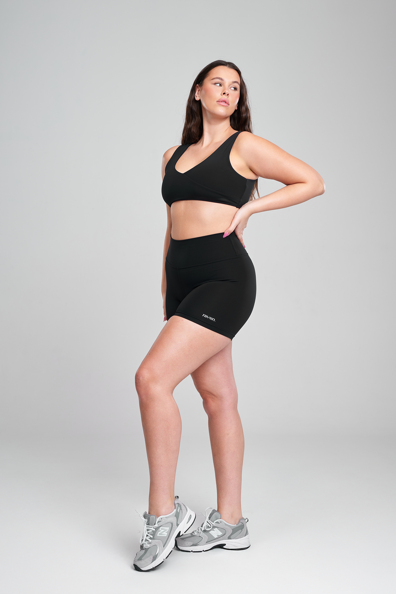 טופ YALUUP.PRO מעטפת + טייץ YALUUP.PRO קצר - BLACK