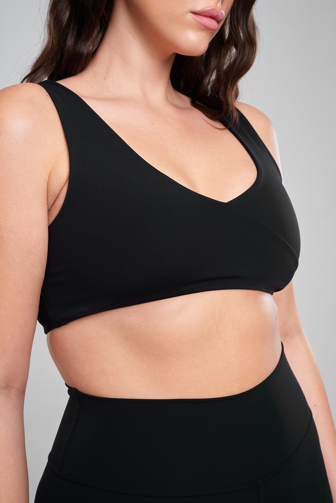 טופ YALUUP.PRO מעטפת - BLACK