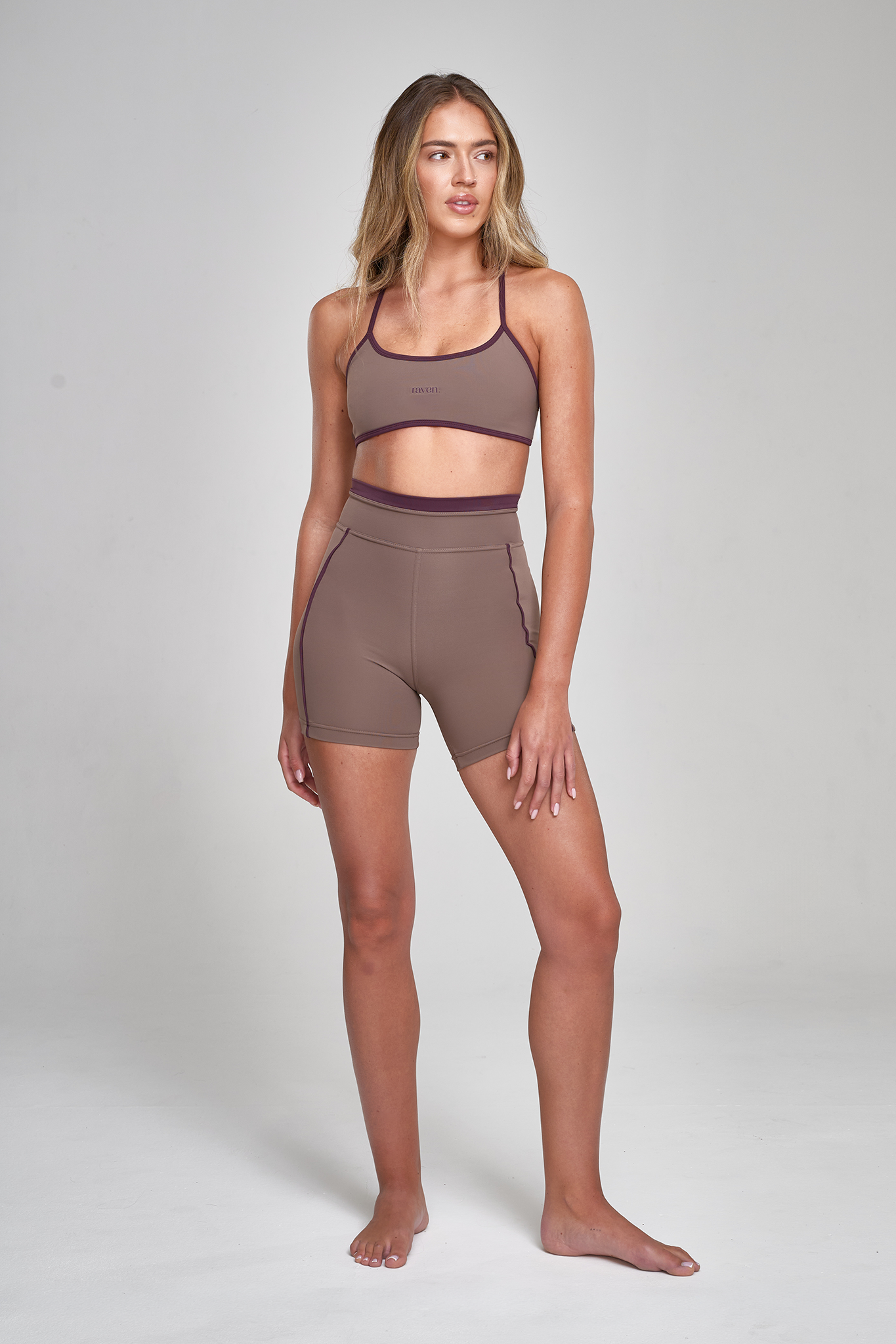 טייץ YALUUP.PRO  קצר אאוטליין - MOCHA BROWN